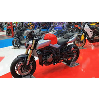 QJmotor SRK900 -
