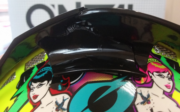 Шлем интеграл O'NEAL Challenger Crank, скол козырька заднего воздухозаборника