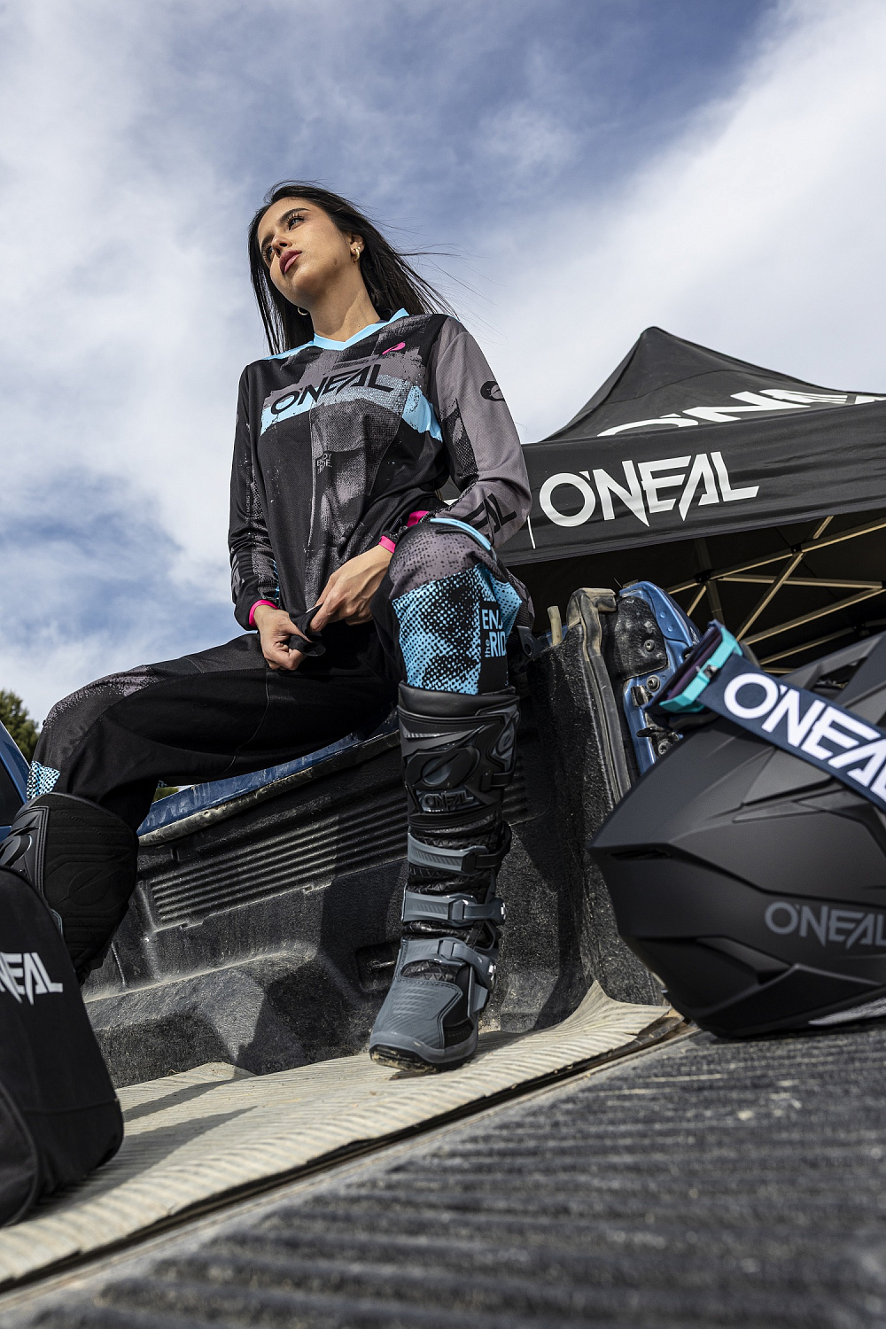 Из чего состоит ботинок ONEAL RMX Pro?