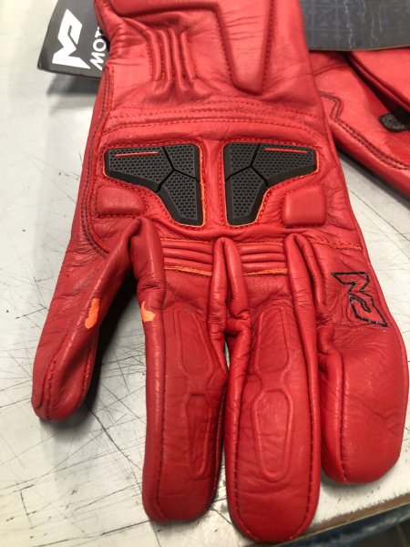 Перчатки туристические MOTEQ  Venus, Красный/черный, L, дефект кожи