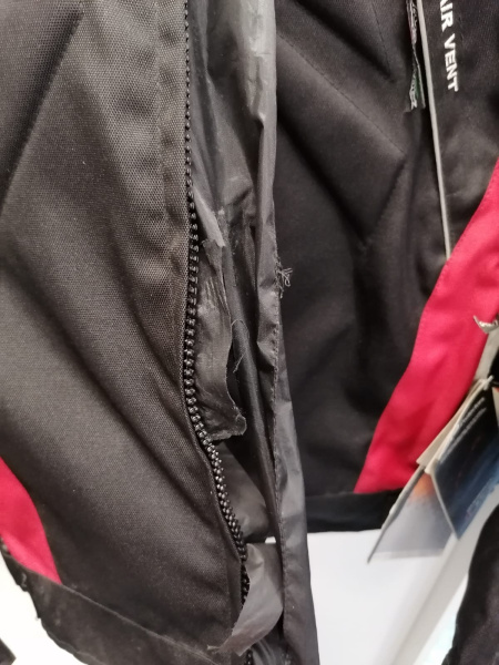 Куртка текстильная  AGVSPORT Speedway, мужской(ие),черный/красный, S. порвана ветрозащита